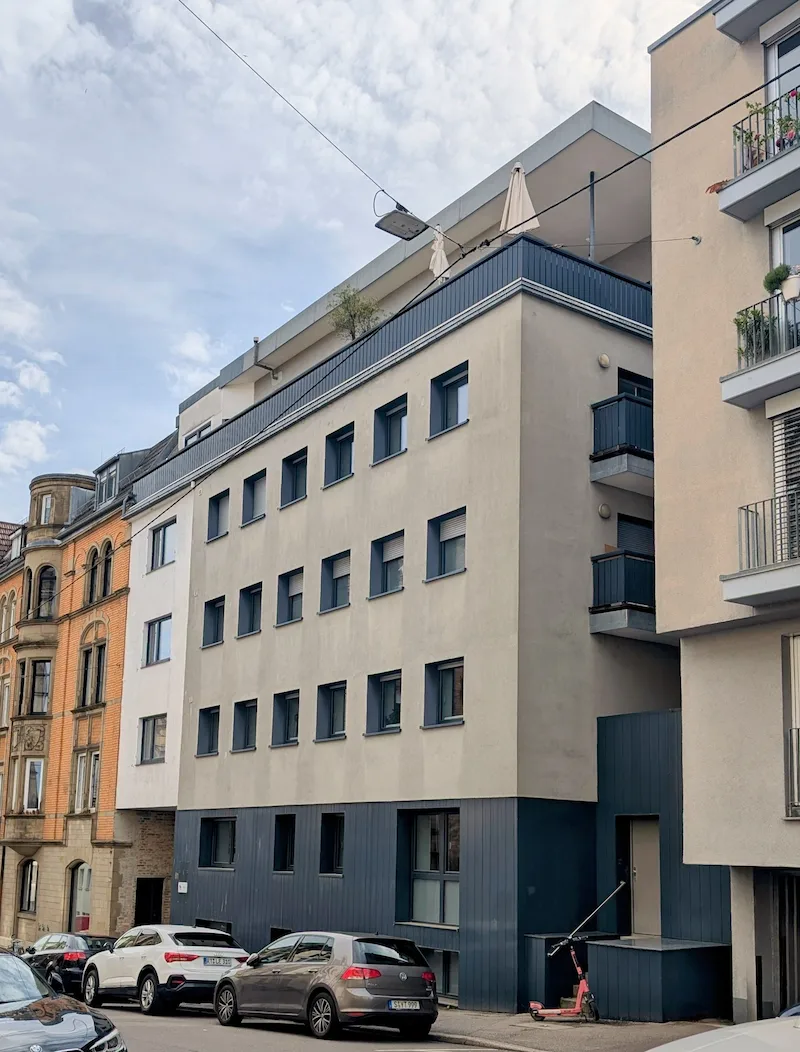 Praxisgebäude Alexanderstraße 81 Stuttgart — Praxis Soma & Raum im 2. Stock
